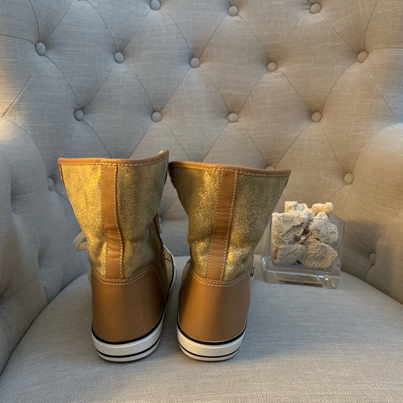 Tory Burch Benjamin camel and gold high top sneakers. Size 9 - Picture 4 of 15